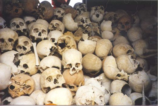 Una de las numerosas fotos que ilustran los campos de la muerte del Pol Pot y sus Khmer Rojos en Camboya